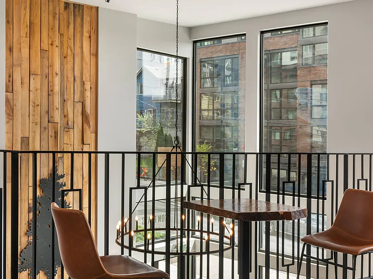Iron Flats, Maude & Theo — Photo 24
