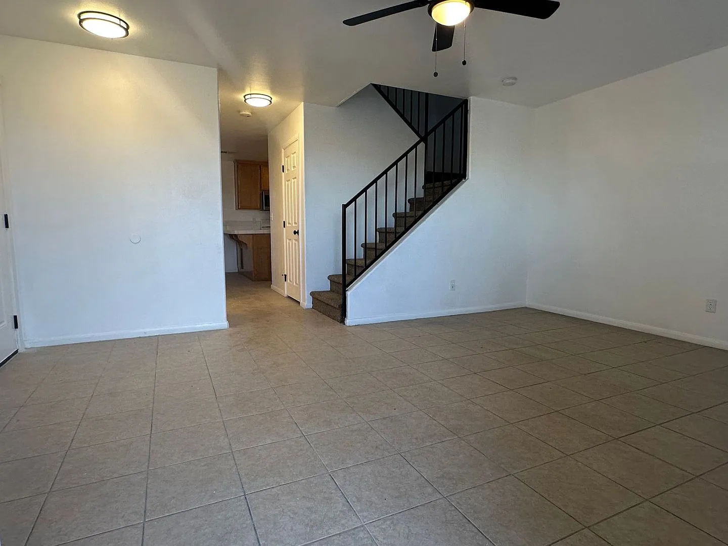 9548 Sally Ave — Photo 3
