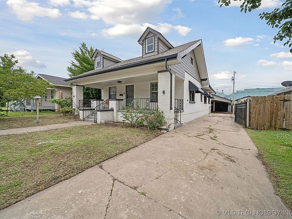 3rd image of 2524 E Admiral Ct
