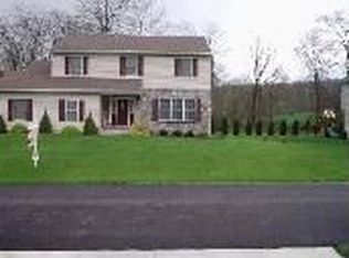 9 Montasere Dr, Dillsburg, PA 17019