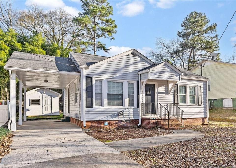 1st image of 2827 Maple Rd SE