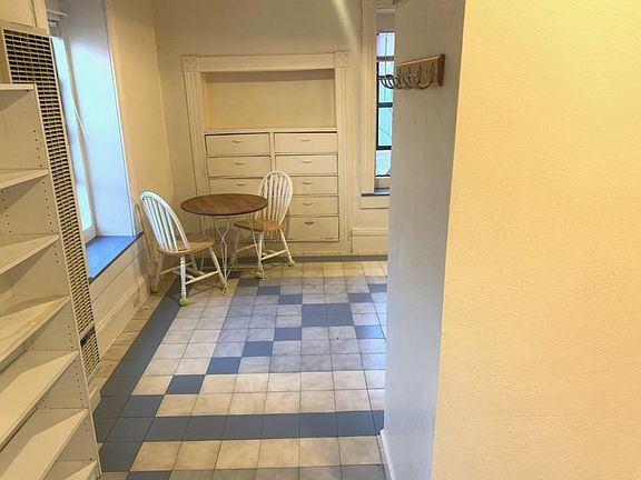 5th image of 2540 S Espina St APT 4