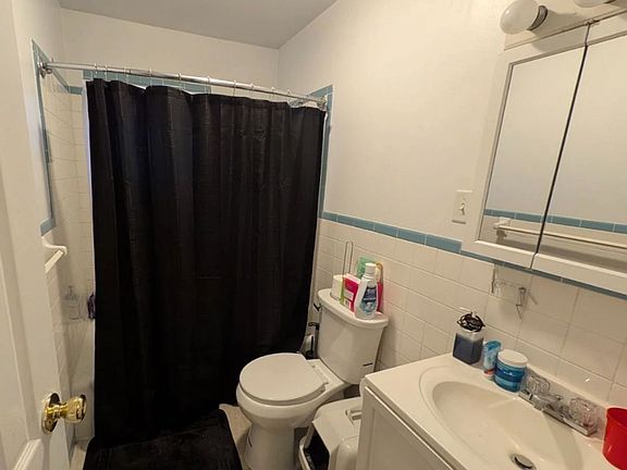 4th image of 1 Andrews Rd #6
