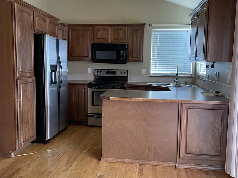 3820 S Morrow Ln — Photo 16