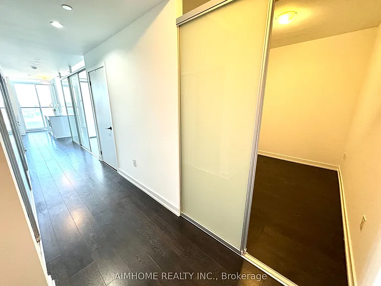 426 University Ave #2301 — Photo 19