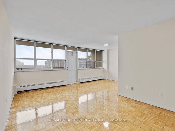 2nd image of 2775 Don Mills Rd #411