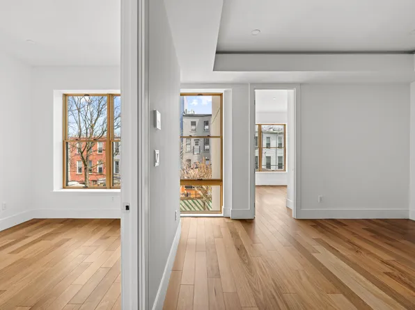 82 Cooper Street 4B image 13 of 13