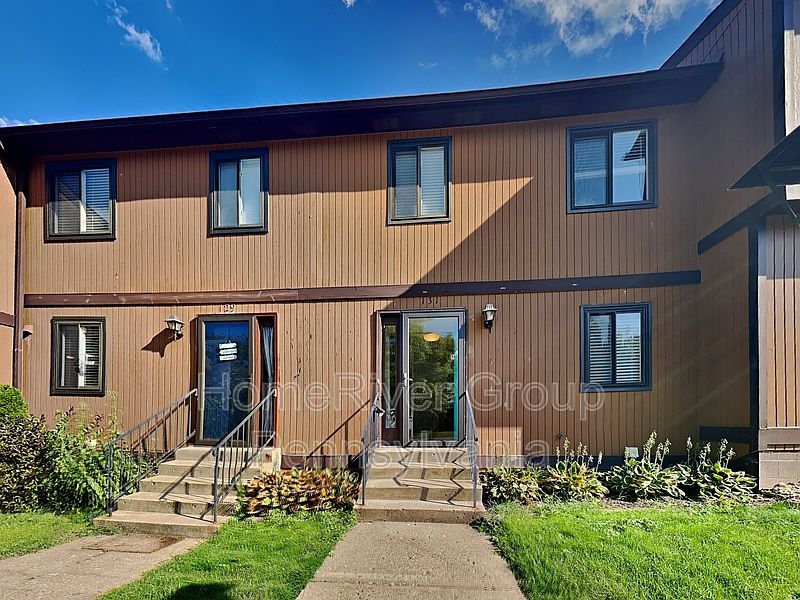 1st image of 131 Parkwood Dr