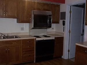 3rd image of 1329 Pimlico Pkwy