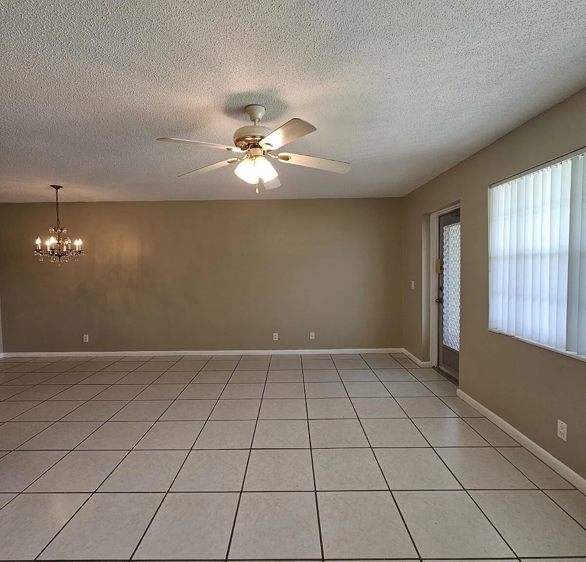 1 bed, 1.5 bath, 646 sqft, $1,350 — Photo 3