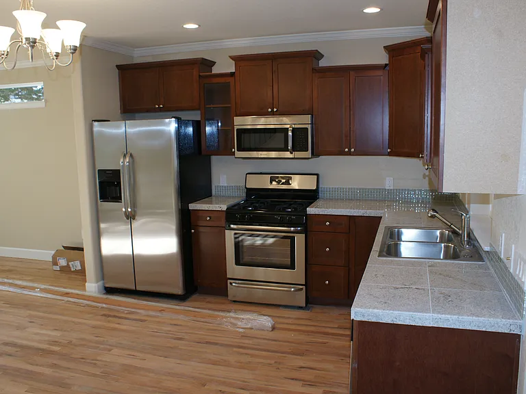 2011 N Vine St #2011 — Photo 7