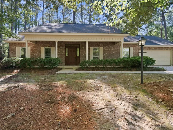 107 Courtland Dr, Hattiesburg, MS 39402