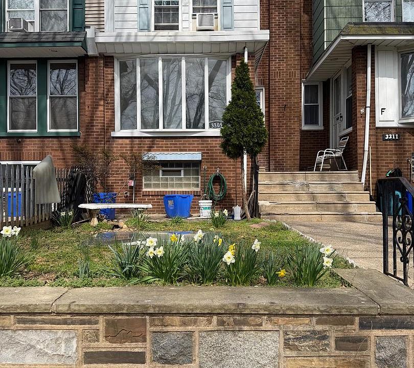 1st image of 3309 Princeton Ave