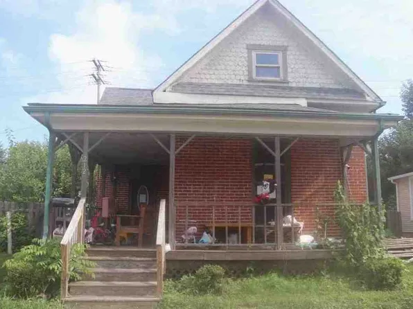 212 E Pennsylvania St, Shelbyville, IN 46176