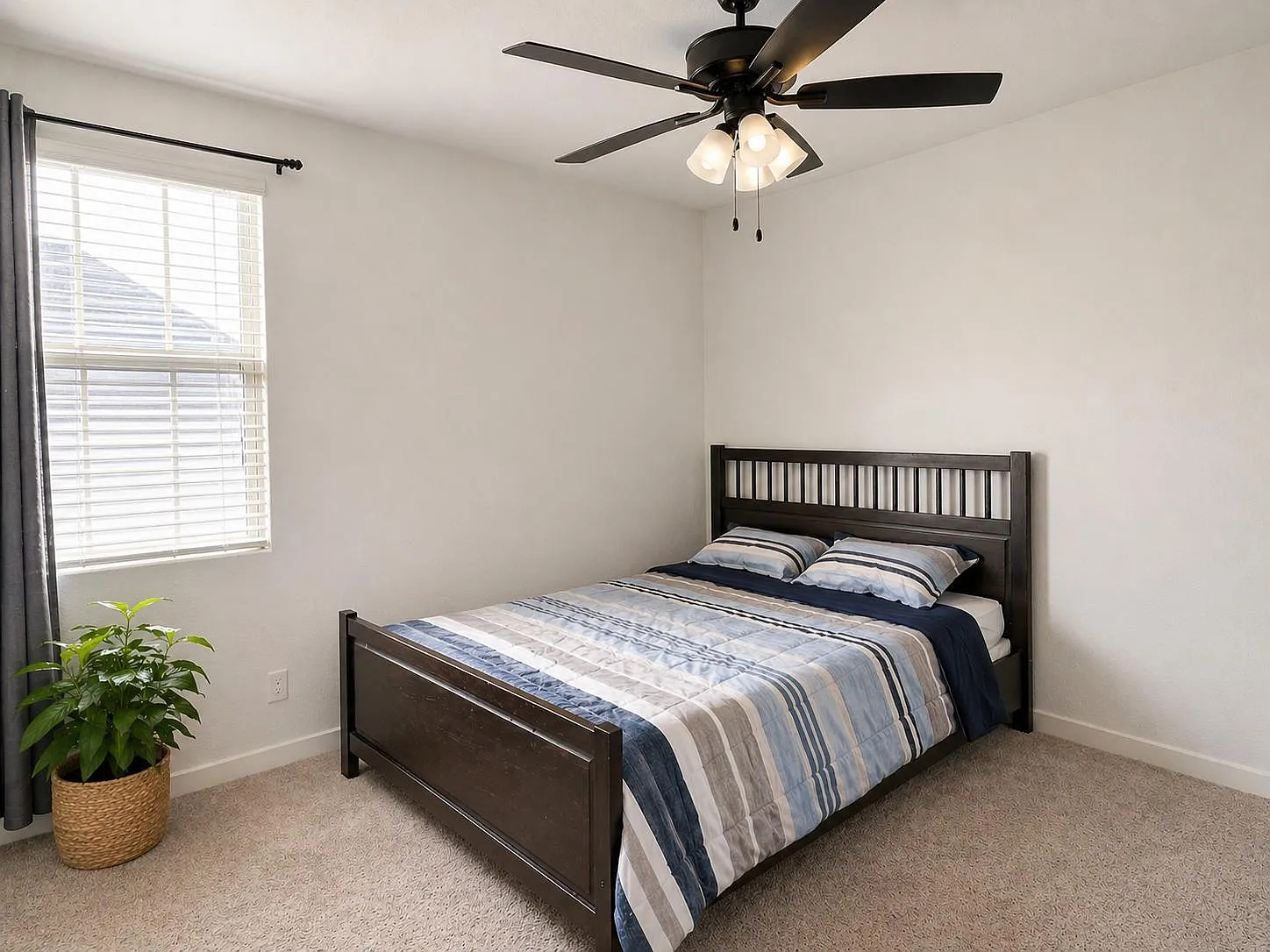 4 bed, 3.5 bath, 2250 sqft, $1,027 — Photo 1