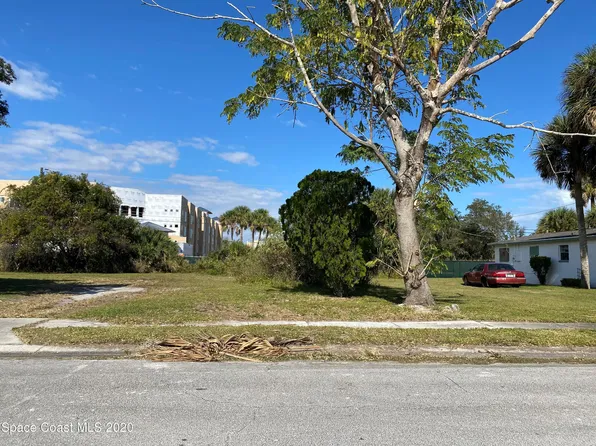 616 Burr St, Melbourne, FL 32901