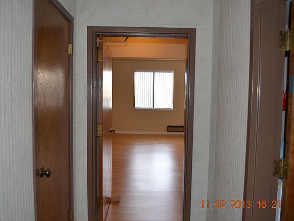 2nd image of 426 32nd Ave #A
