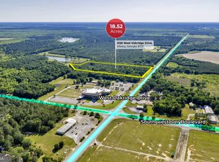 2126 W Oakridge Dr, Albany, GA 31721