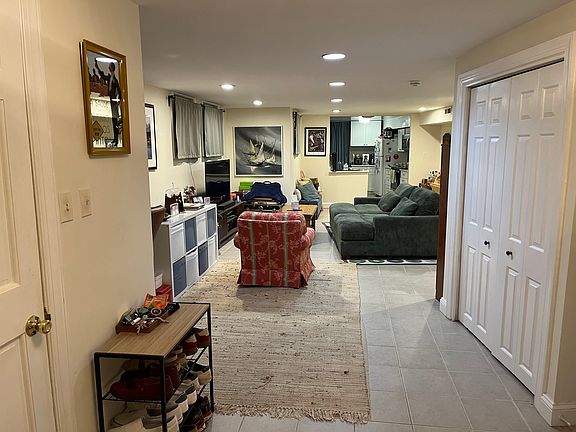 5th image of 1956 Calvert St NW APT 1