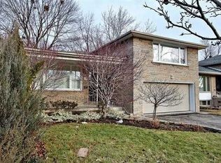 98 Overbrook Pl, Toronto, ON M3H4P6