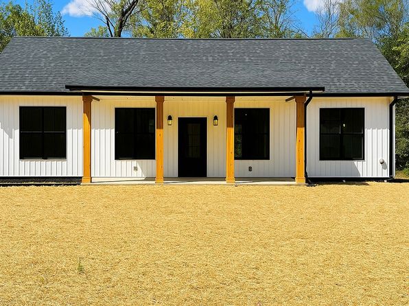 208 Old State Highway 28