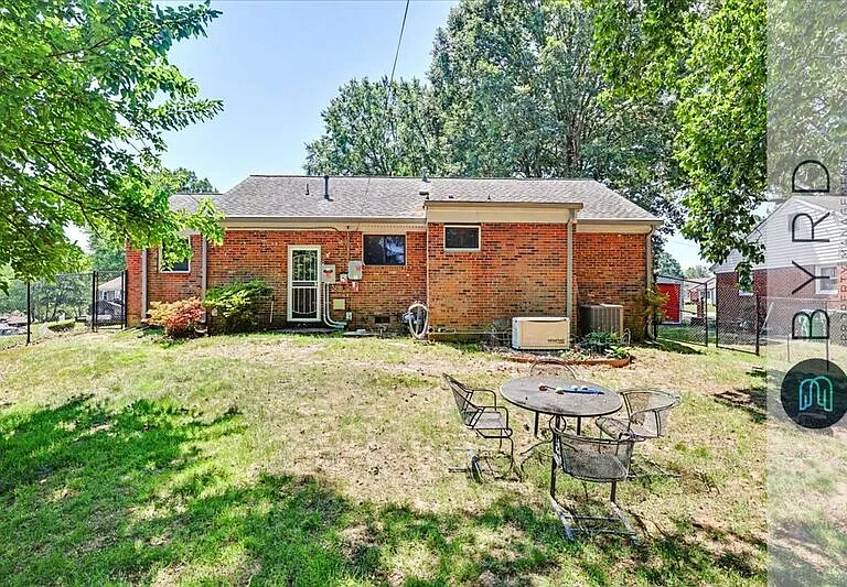 3708 Grandel Dr — Photo 34