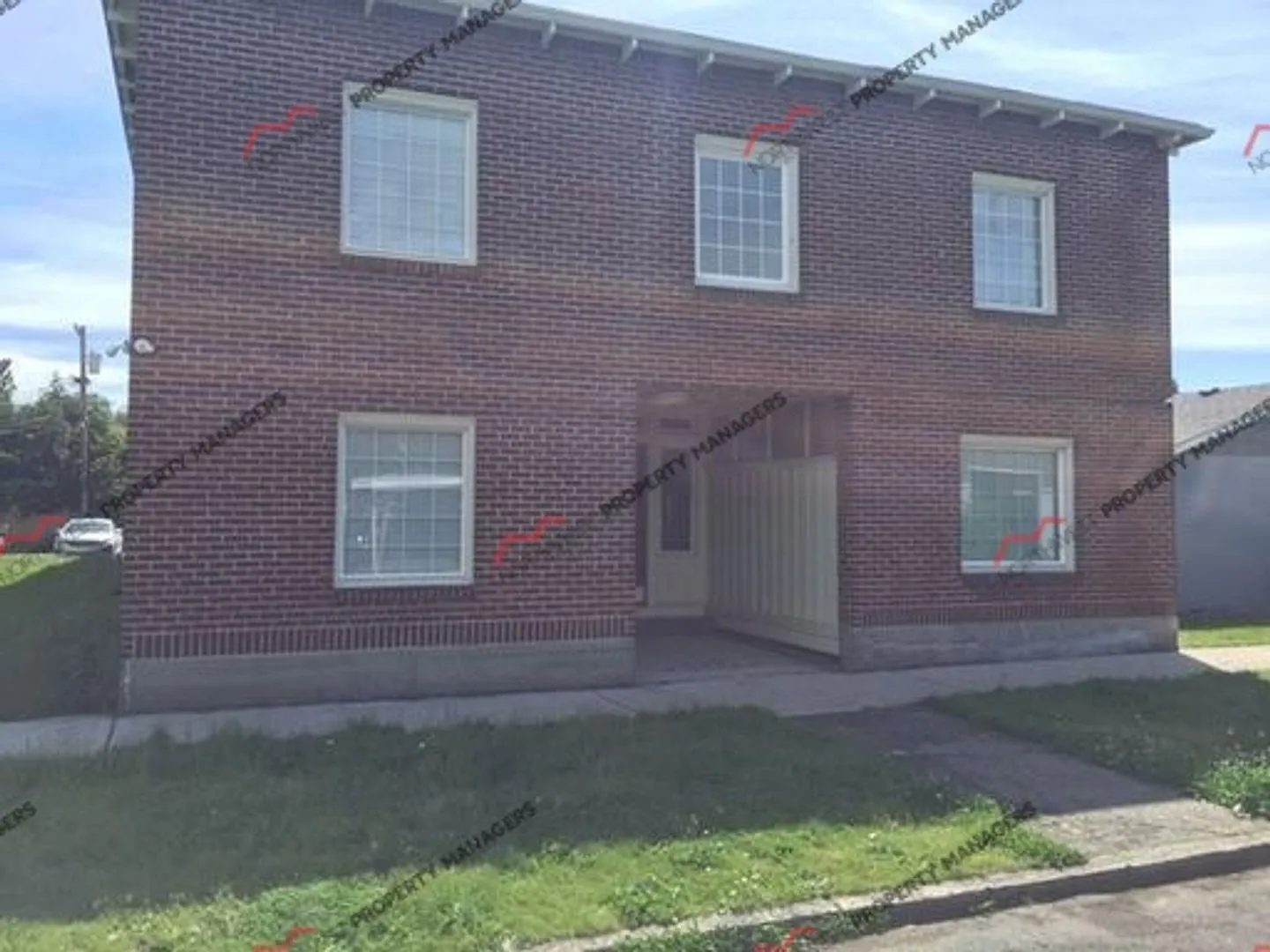 R22A — Photo 1
