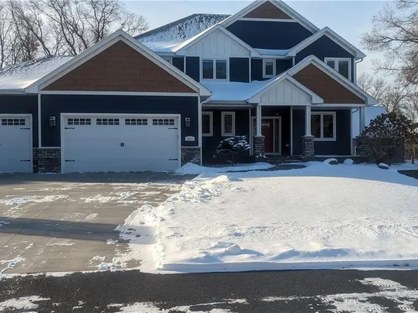 1021 Sandalwood Drive, Altoona, WI 54720