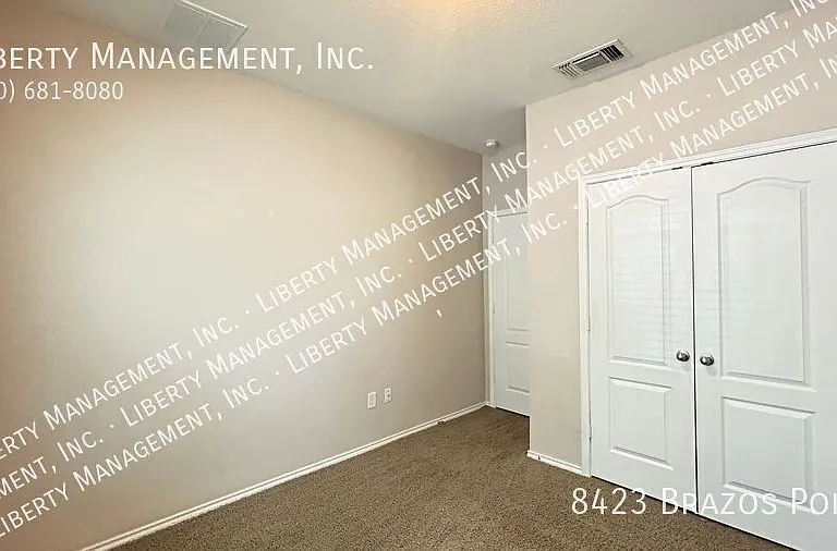 8423 Brazos Point — Photo 21