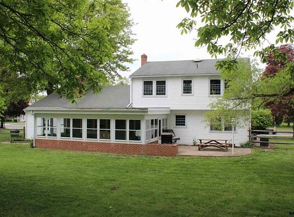 2nd image of 126 Artillery Dr