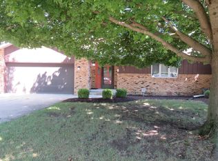 605 Alamo Dr, Freeport, IL 61032