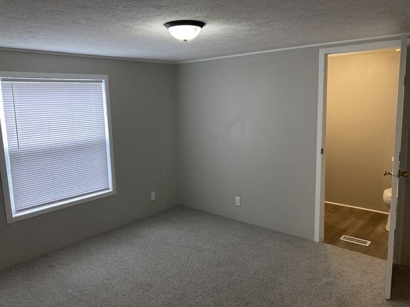 5th image of 530 Reynolds Dr #92