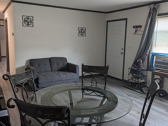 5th image of 153 2nd St SW