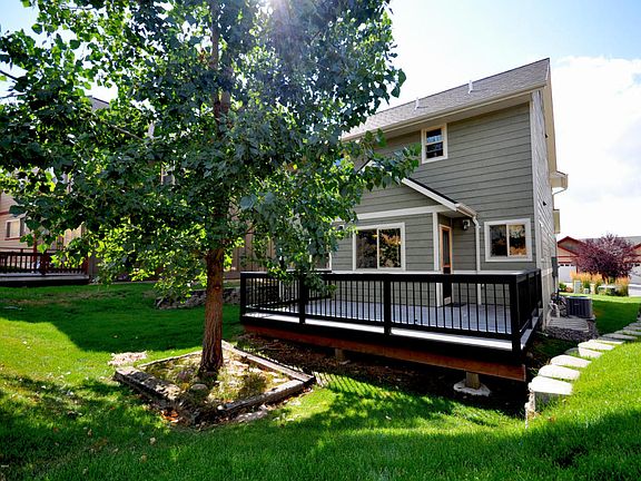 4th image of 6562 Macarthur Dr