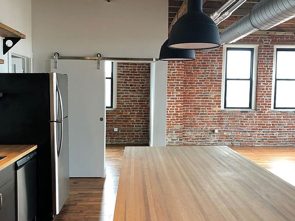 3rd image of 145 N 6th St APT 306