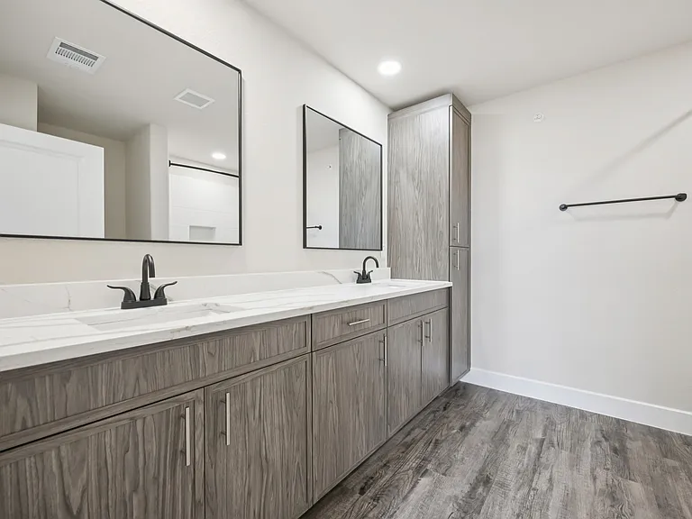 Townhomes at Sam Rayburn — Photo 29