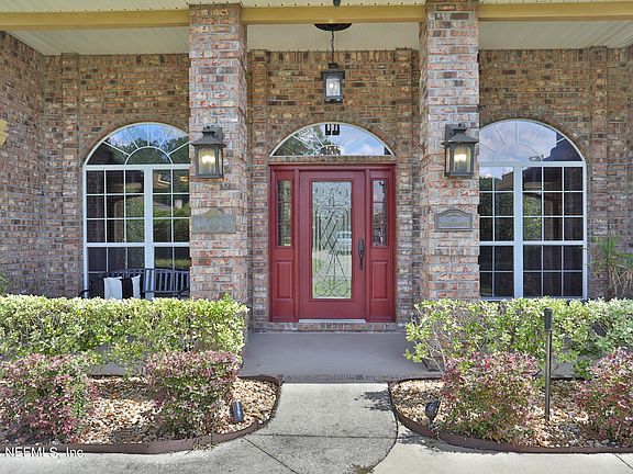 3rd image of 1391 HAWKS CREST Drive