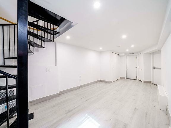5th image of 302 E 83rd St #G