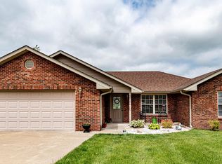 170 Venus St, Holts Summit, MO 65043