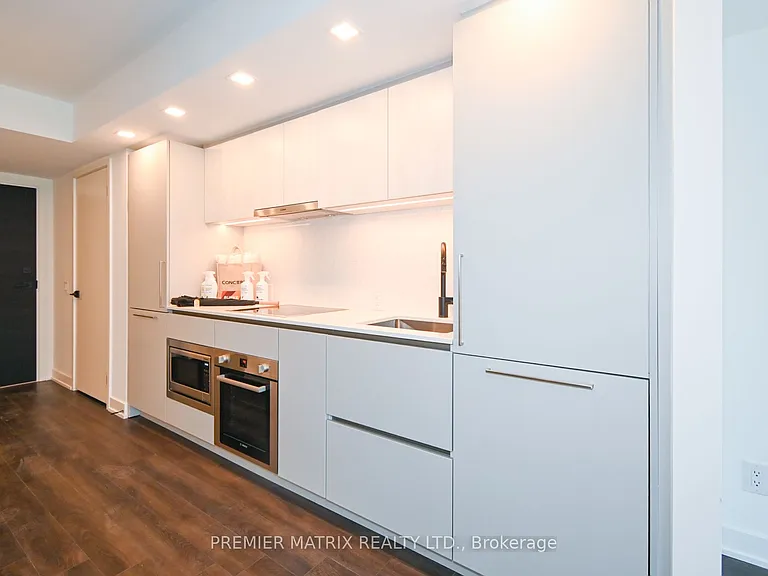 609 Sherbourne St #611 — Photo 9
