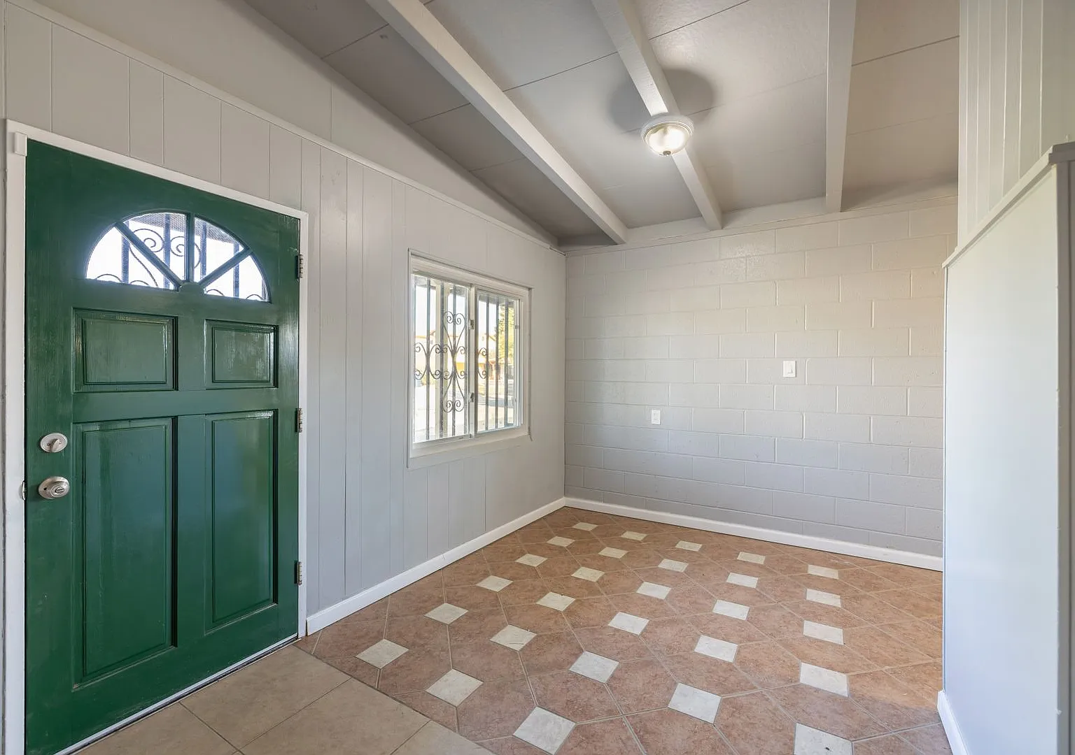 Resident Benefit Package Property — Photo 3
