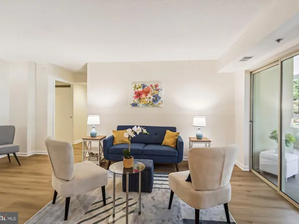 14801 Pennfield Cir APT 210, Silver Spring, MD 20906