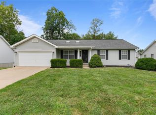 1210 Ashford Place Dr, O'Fallon, MO 63366