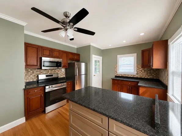 43 Paulina St, Somerville, MA 02144