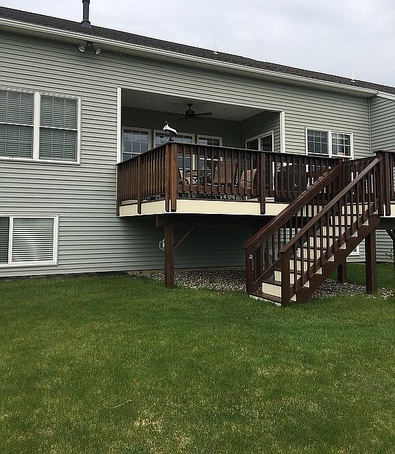 2nd image of 49 Hampton Cir