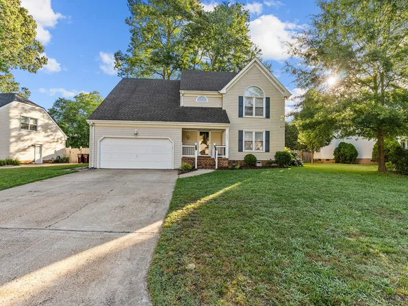 1009 Grantham Ln, Chesapeake, VA 23322