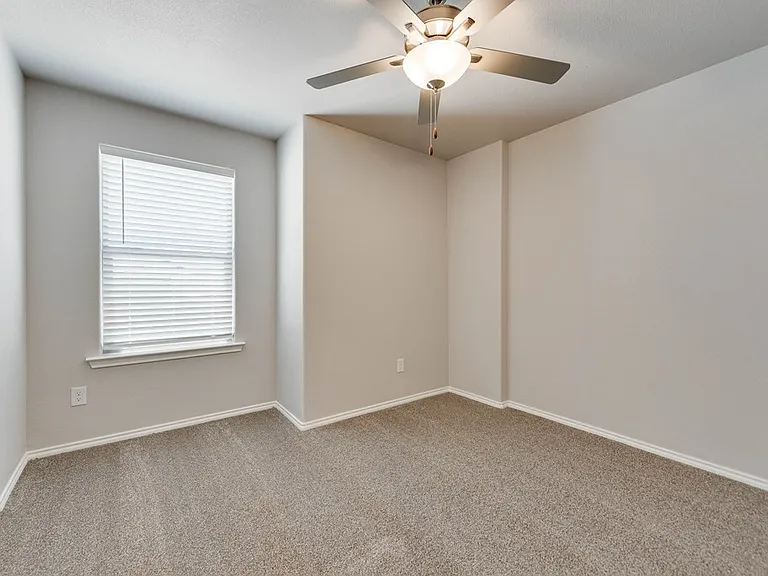 8209 E County Road 111 — Photo 17
