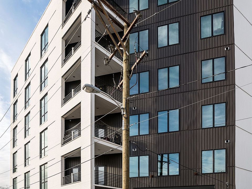 Building Photo 4