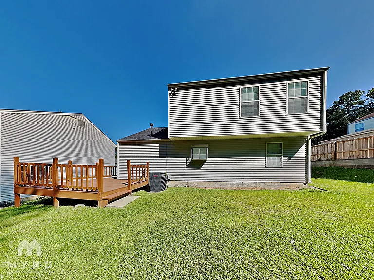 5561 Northcut Dr — Photo 19