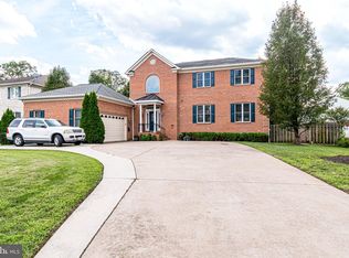 5310 Seminary Rd, Alexandria, VA 22311